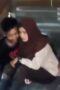 Ngintip - PNS Jilbab Ciuman Dan Grepe Di Gubug Ngintip - PNS Jilbab Ciuman Dan Grepe Di Gubug
