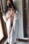Sheena pake handuk putih terus dilepas Sheena pake handuk putih terus dilepas