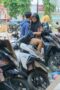 Rekam Jilbab Hitam Kocokin Pacar di Atas Motor Rekam Jilbab Hitam Kocokin Pacar di Atas Motor