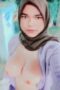 Eksibisionis Jilbab Coklat pamer tete di luar rumah Eksibisionis Jilbab Coklat pamer tete di luar rumah