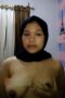 Jilbab Hitam Alim Remas Susu gorden coklat Jilbab Hitam Alim Remas Susu gorden coklat