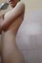 Eva Celia mandi shower sambil remas tete Eva Celia mandi shower sambil remas tete