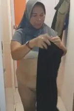 Jilbab Hijau STW berpengalaman