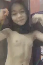 Nur Elisya jilbab pintu hitam bugil tiktok